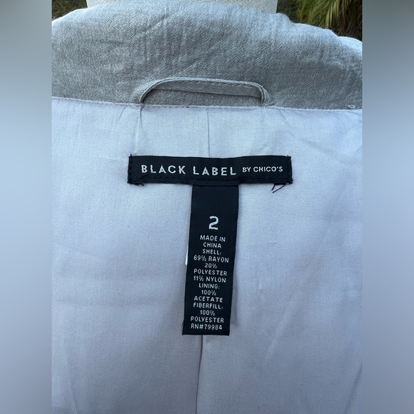 Chico’s Silver Oversized Puffer Jacket - Picture 7 of 8